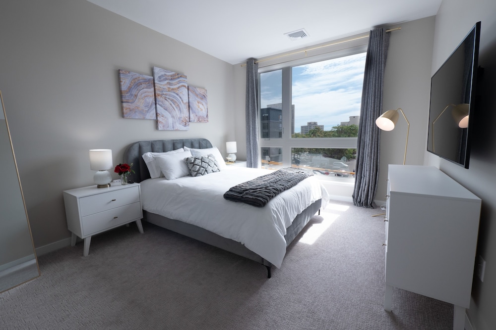 New Haven Vacations - Luxury Furnished Apartments by Hyatus Downtown at Yale - Property Image 9
