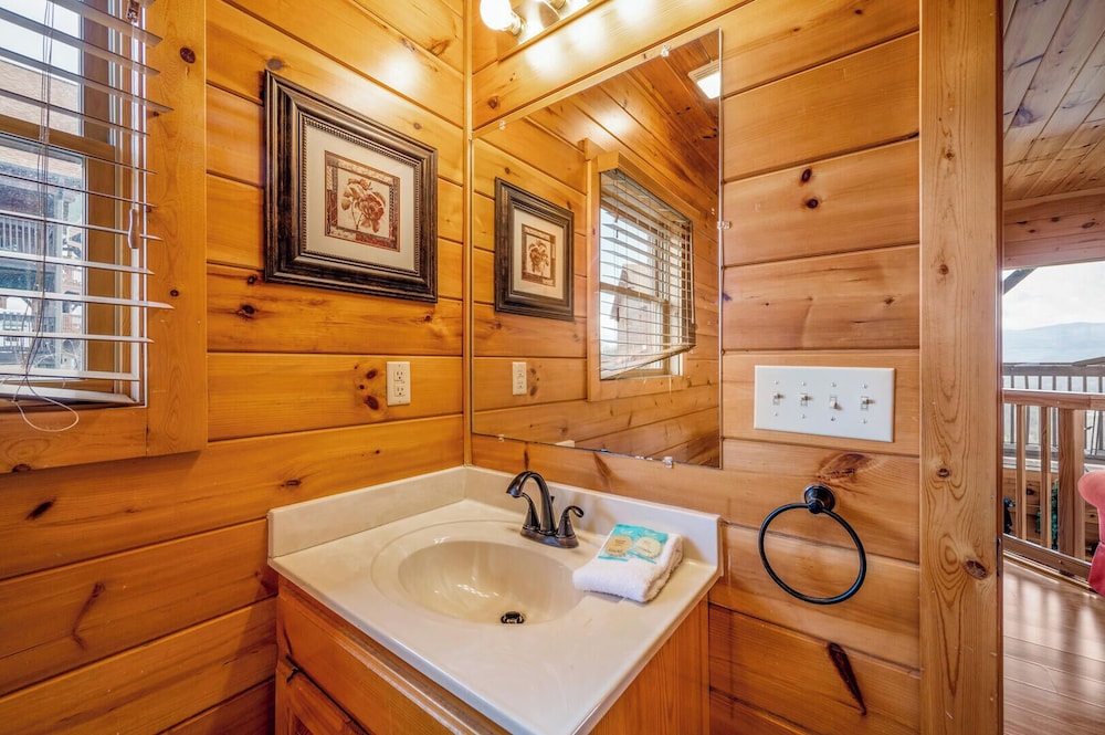 Lookout Lodge