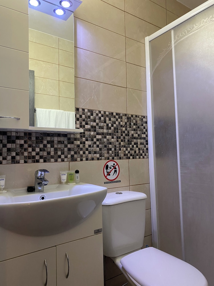 Alexia Hotel Apartments