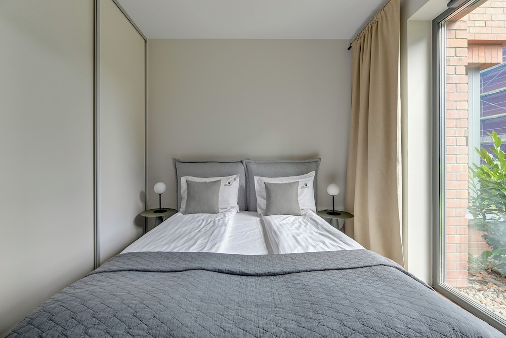 Lion Apartments - Apartments & Studio