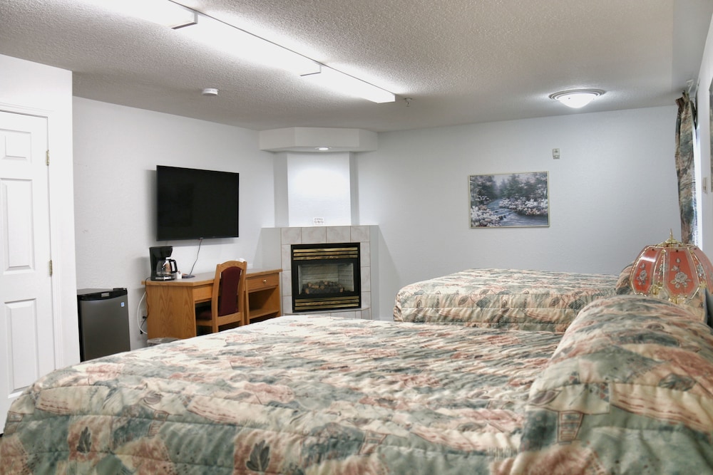 Western Budget Motel Plus Mosaic Suites