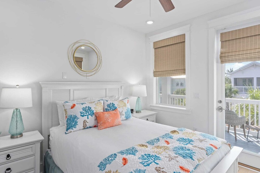 Walk to the Beach, Pool, 5bdr, 3 Porches Beach Sea-ker's Retreat by Avantstay