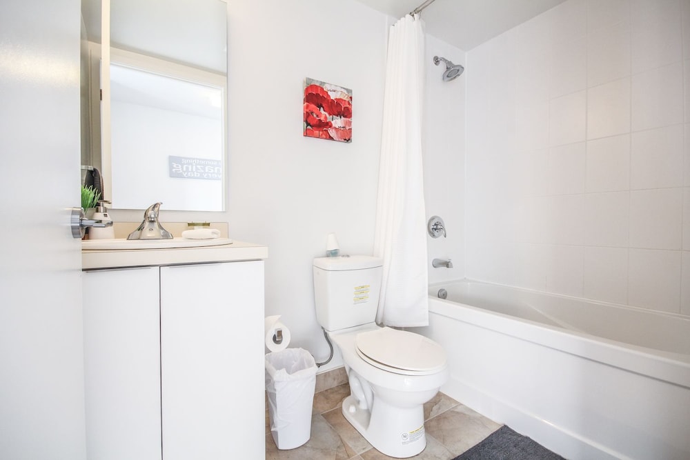 Sarkar Suites - Entertainment District