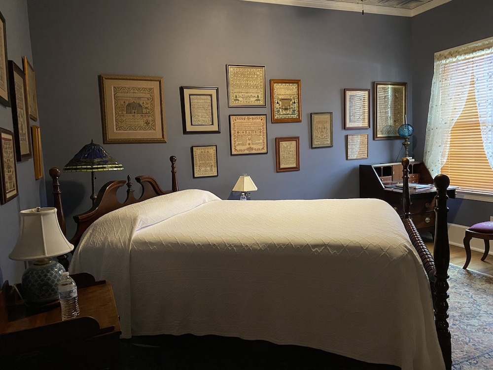New Bern Vacations - Hanna House Bed  Breakfast - Property Image 60