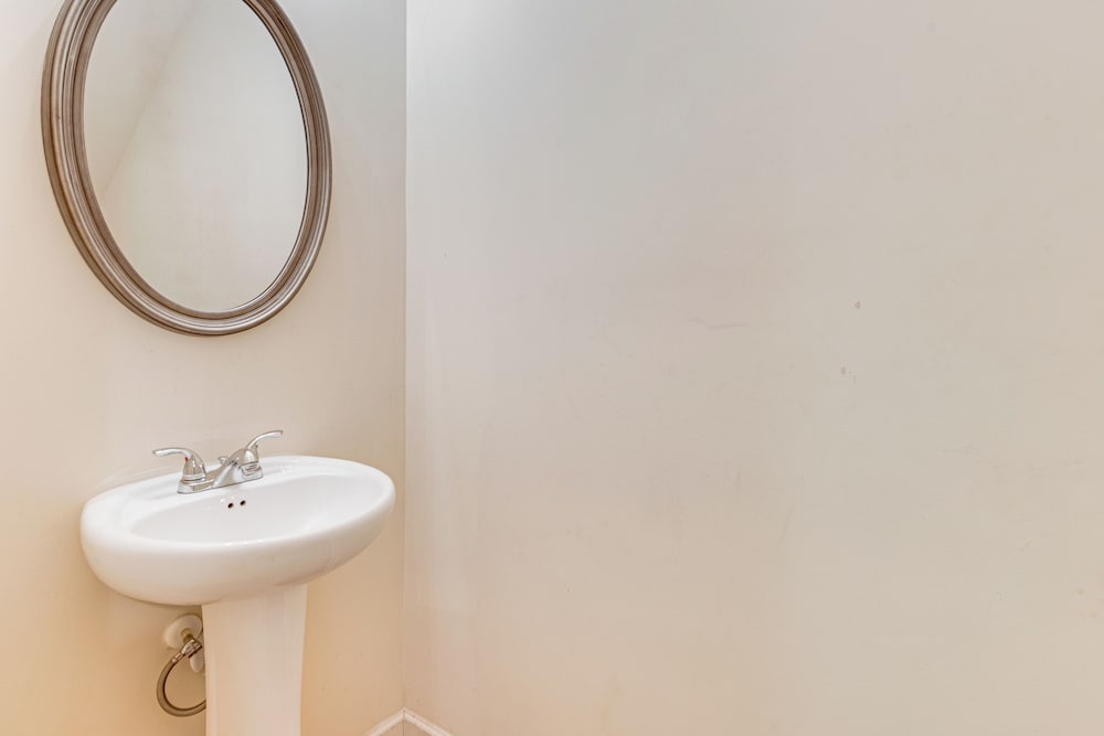 6 Mi to Atlanta Airport! Home w/ Furnished Patio