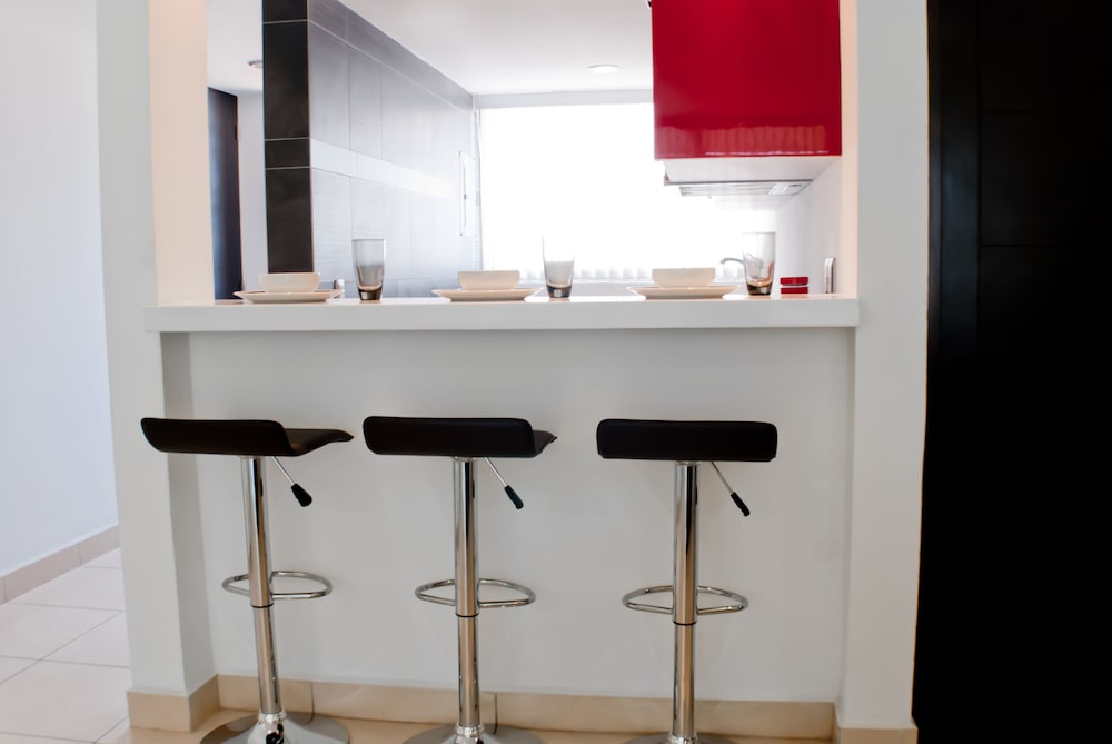 Ramada by Wyndham Acapulco Hotel  Suites - Property Image 61