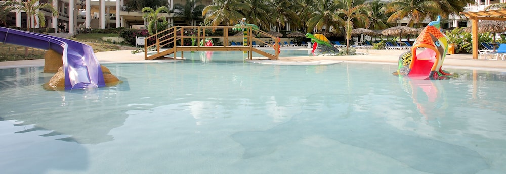 Grand Palladium Lady Hamilton Resort  Spa All Inclusive - Property Image 63