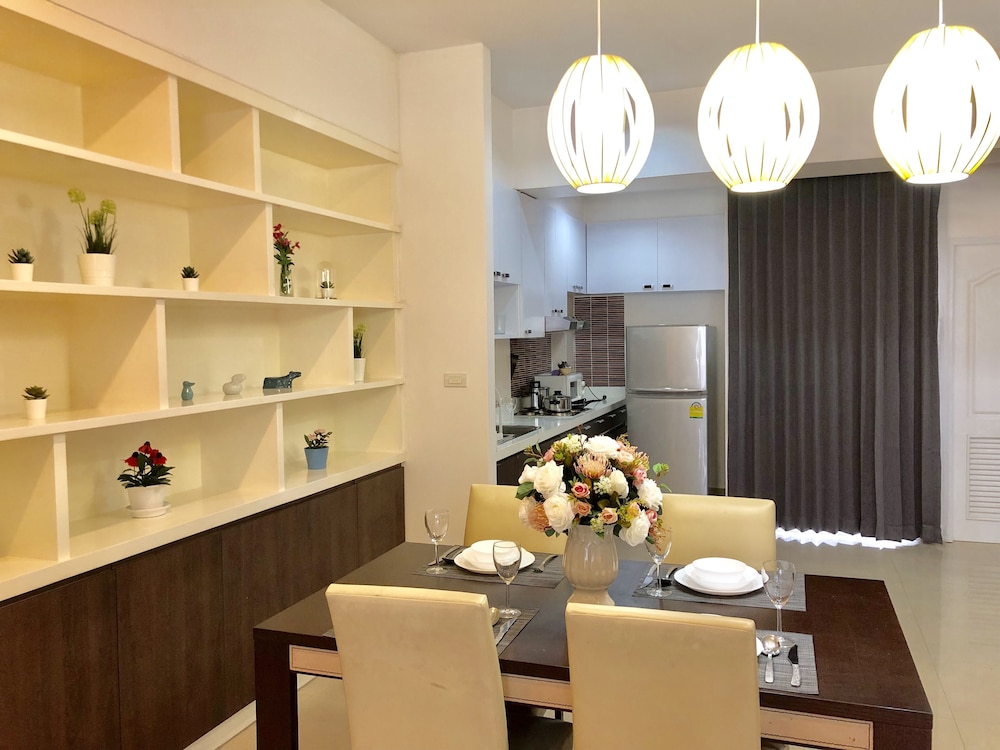14 Place Sukhumvit Suites - SHA Plus