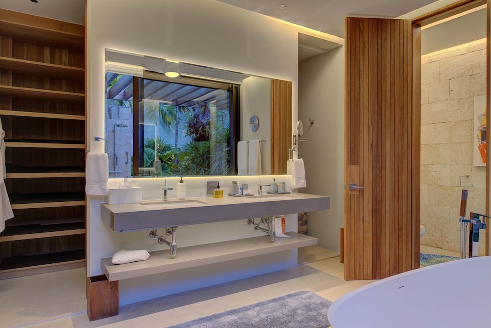 Clifftop Icon of Caribbean Luxury