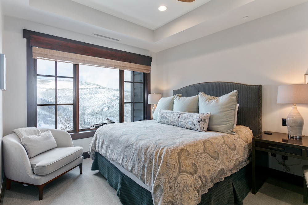Flagstaff Lodge at Deer Valley Resort - Two Bedroom Residence #305 2 Condo