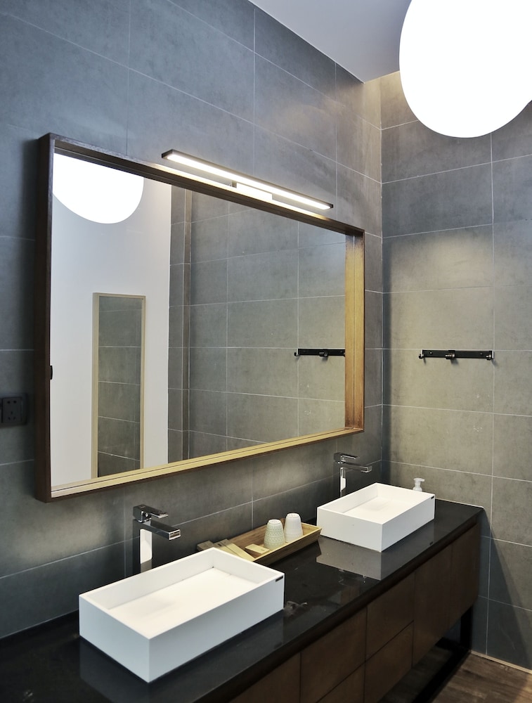 GoNative Boutique House Bamboo Whisper