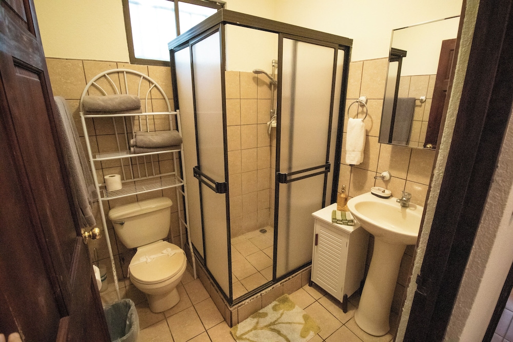 Anona Guesthouse