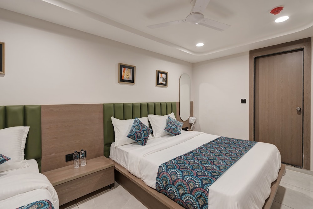 HOTEL GRAND SHIVA