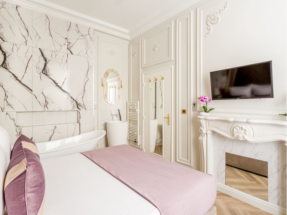 Merveil Luxury Suites - Opera - Volney I-II