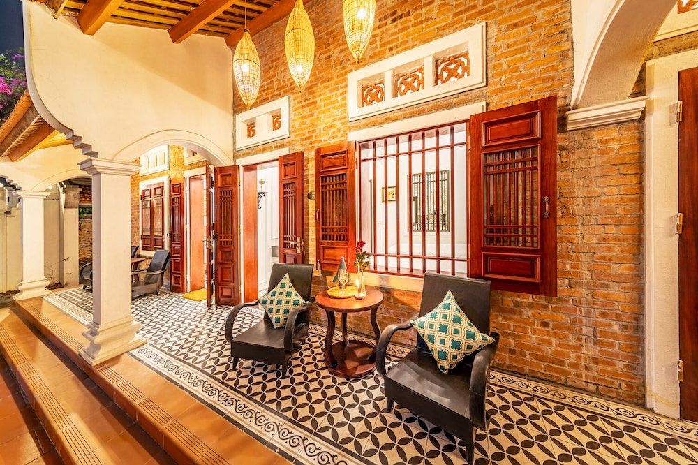 Paddy Home view 3