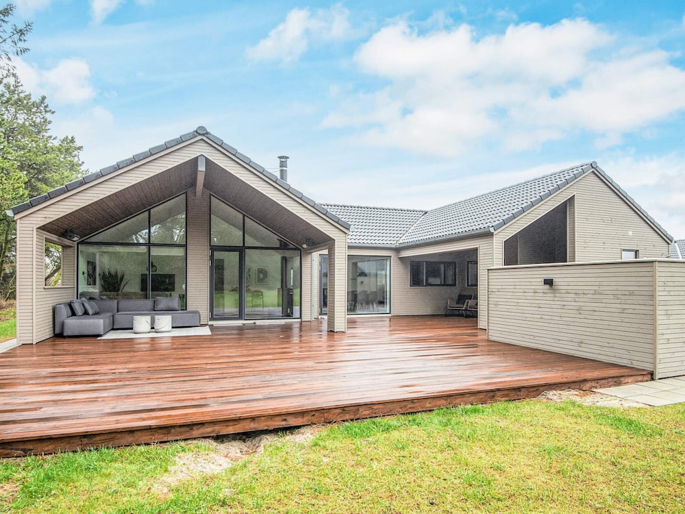 5 Star Holiday Home in Romo