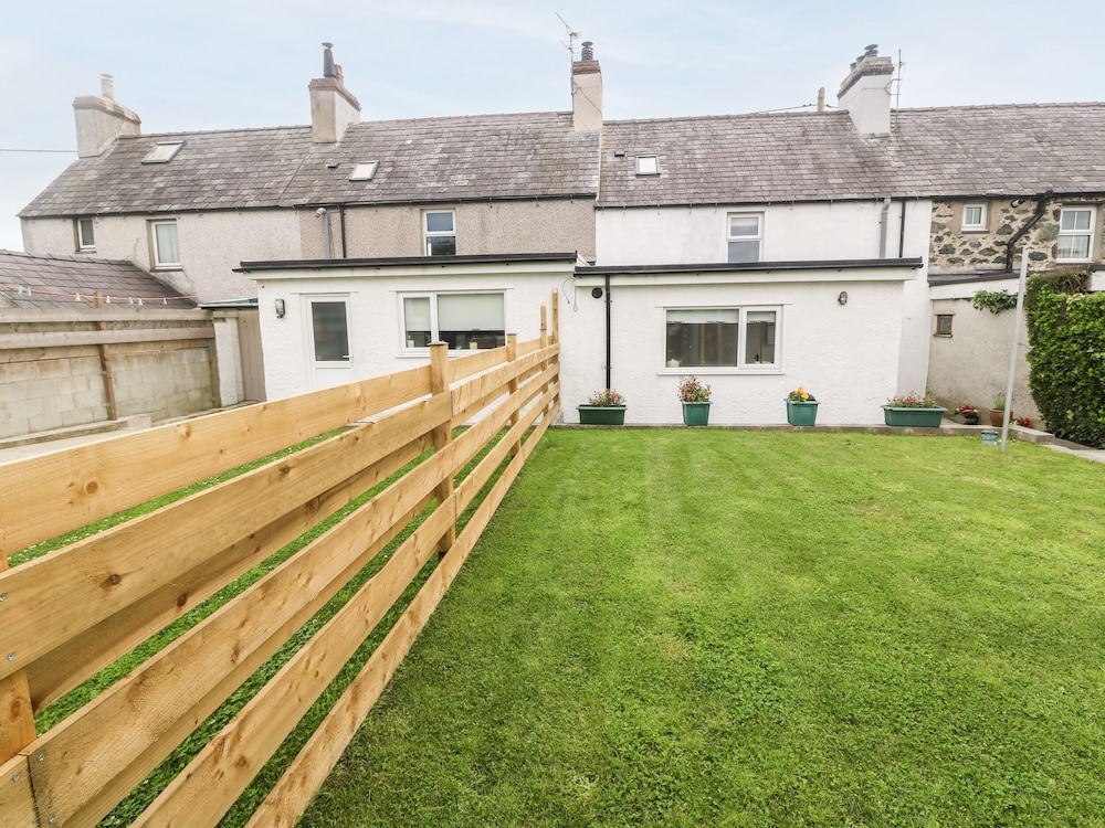 3 Green Terrace