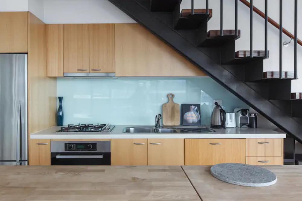 Incredible City Views in Convenient CBD Apartment