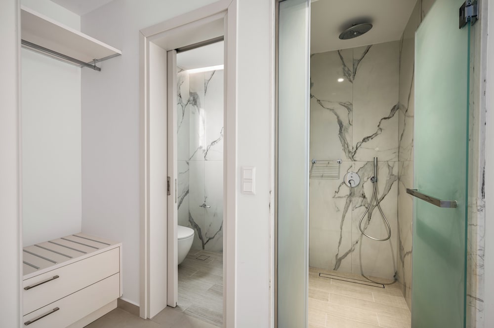 The 7 Suites, An Elegant Living in Ipsos by Konnect