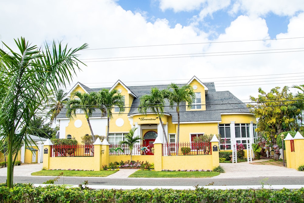 Brownstone Marlin Drive