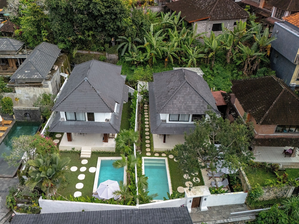 Sacred Jungle by EVDEkimi Ubud – Modern Villas and Apartments with Kitchens, Pools, & Personalized Concierge Service