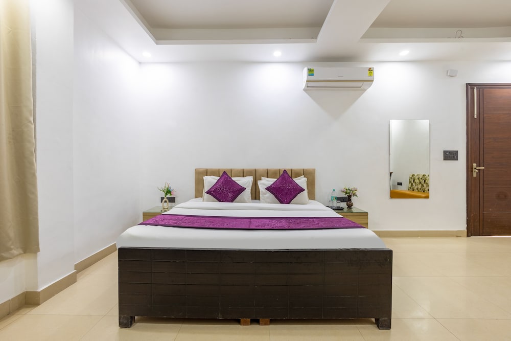 Hotel Aura Grand SECTOR - 63A Noida