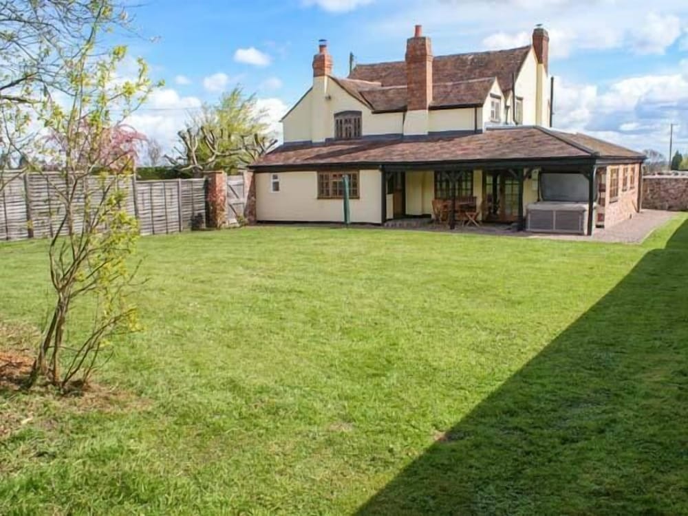 Malvern Vacations - Brambles Cottage - Property Image 10