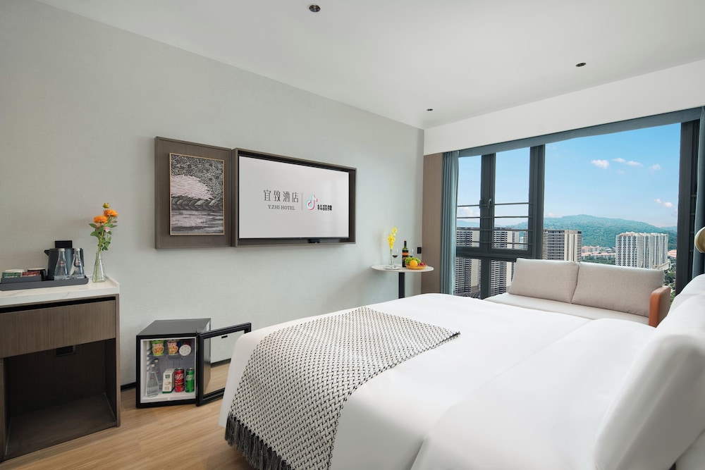 ECHIC Mercure (Guangzhou Baoneng Performing Arts Center Luogang Wanda Plaza)