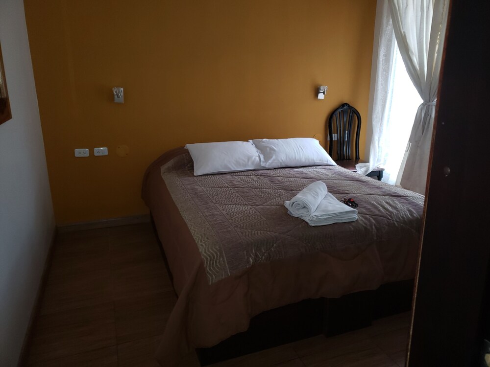 Hostal Monte Real
