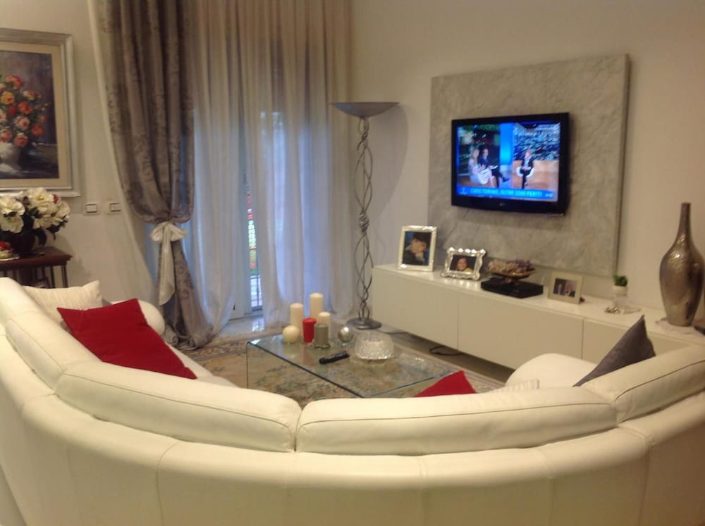 Talenti House