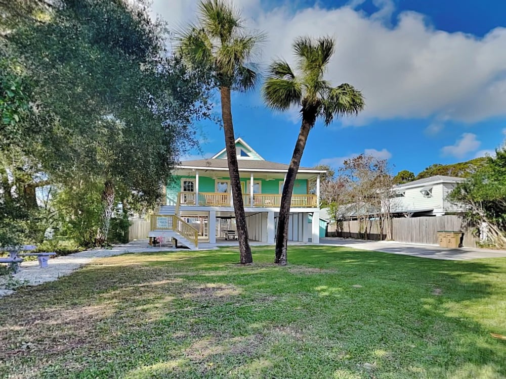 Back River Bungalow by Tybee Vacation Rentals