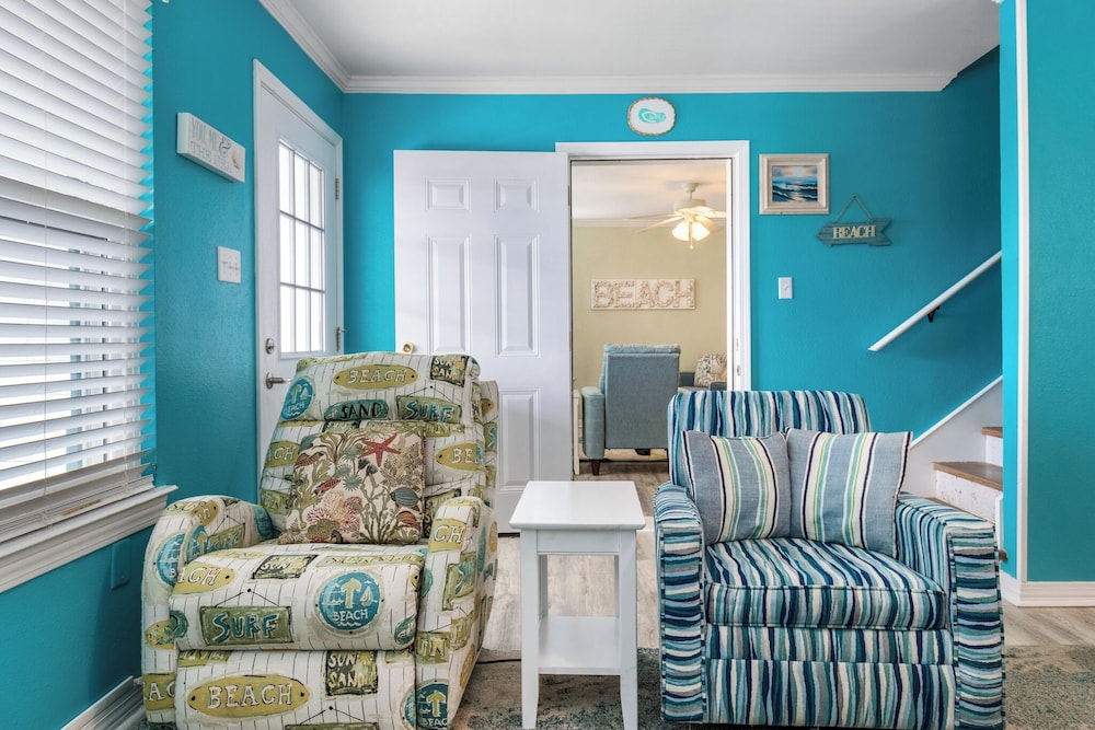 Beach Bum by Southern Vacation Rentals