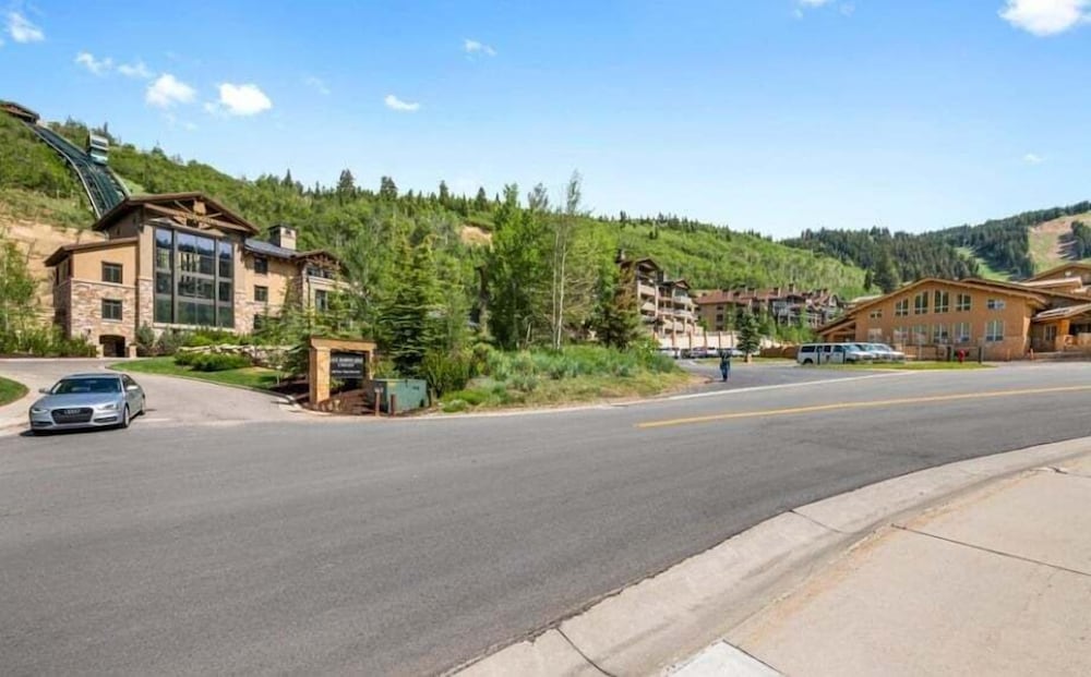 Powder Run C13 2 Bedroom Condo