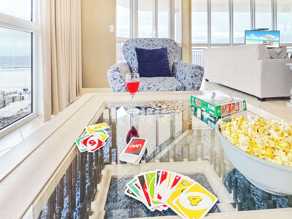 Oceanfront Luxe Pool + Beachfront Free Golf