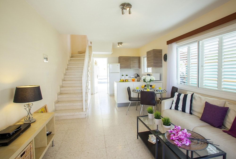 Villa Marina 43 Kiti Beach