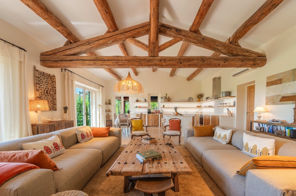 Le Mas Ela a Your Family Haven With Private Pool