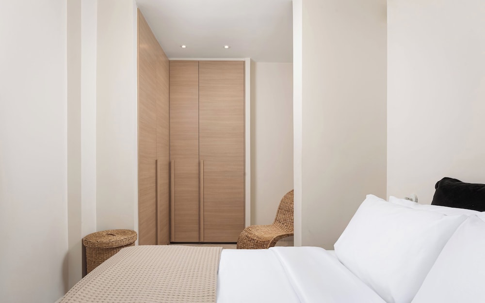 Vouliagmeni Exclusive Residence
