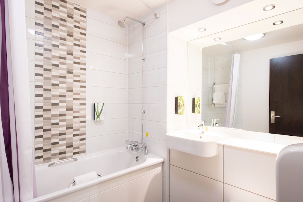 Premier Inn Maidenhead Town Centre, photo 8