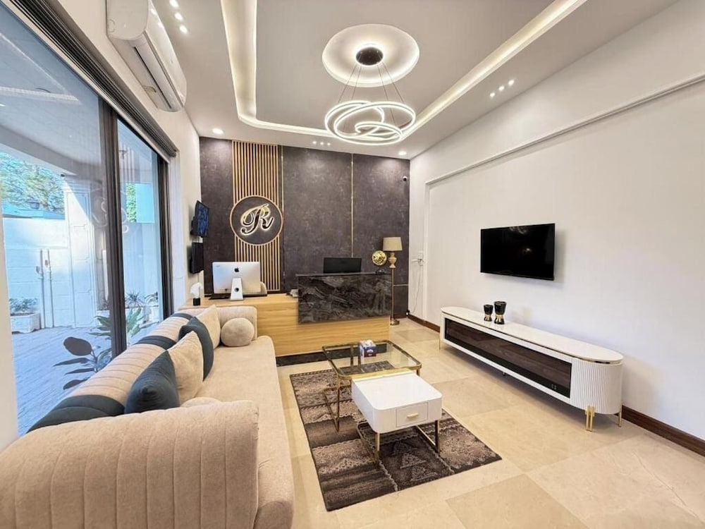 Rhodium Hotel ONE