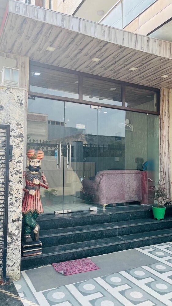Hotel Green Lotus