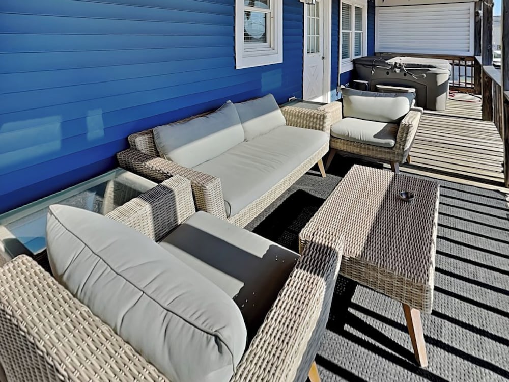 Sea Chase by Topsail Realty