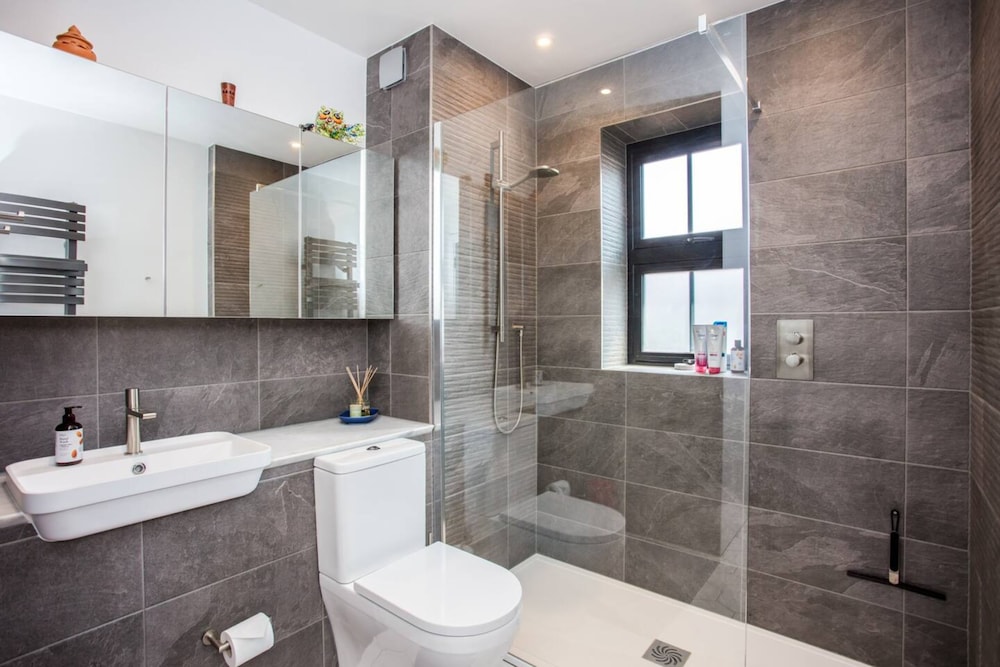 Stunning 1 Bedroom Apartment Nearby Borough Market