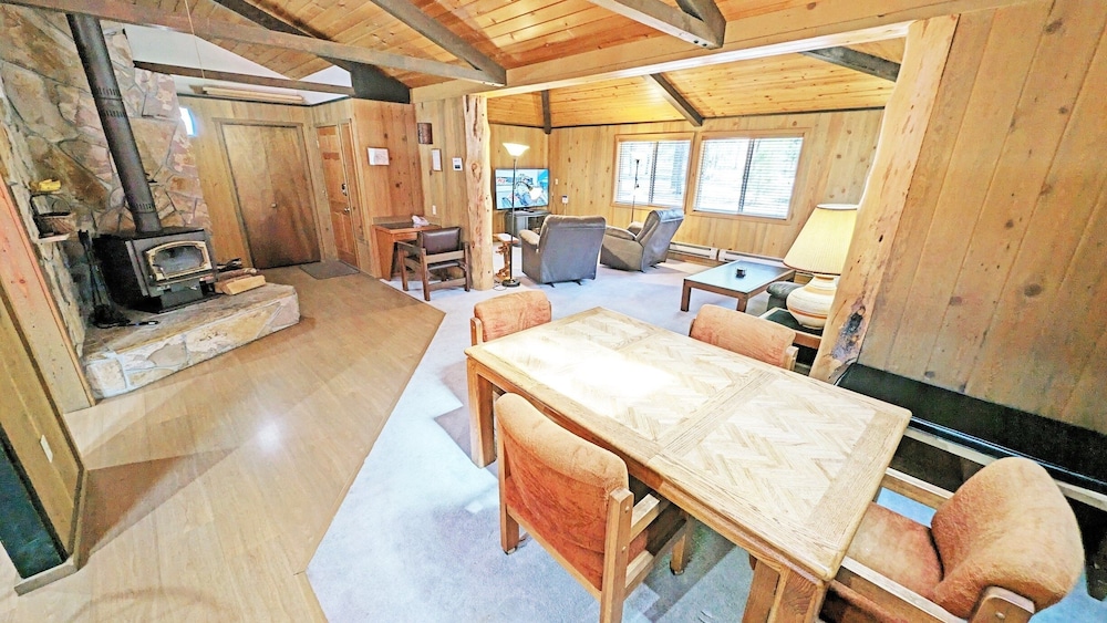 Bobcat 7 2 Bedroom Home