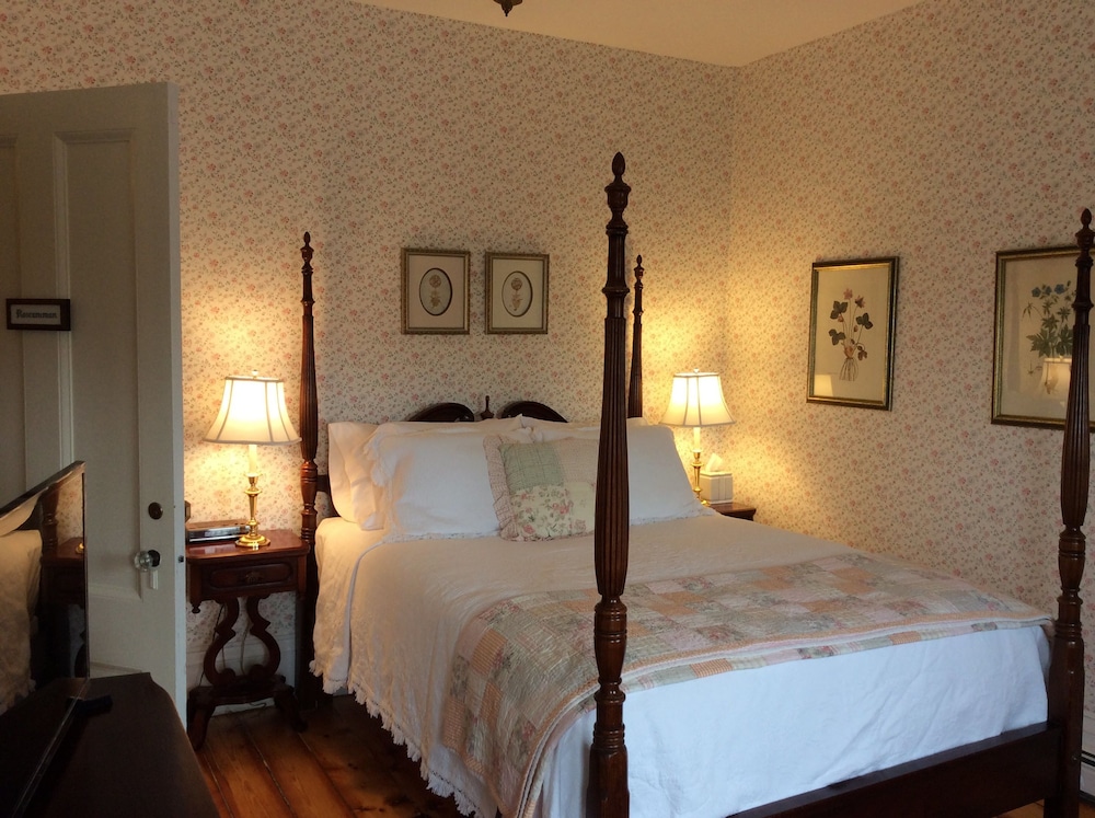 Liberty Hill Inn