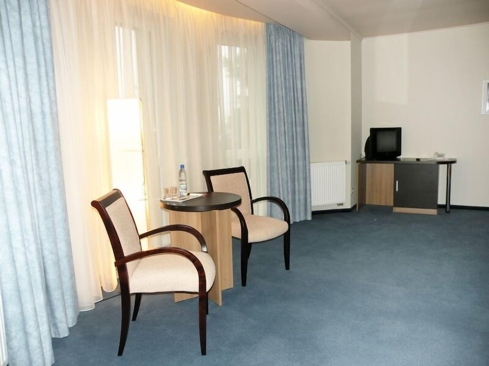 Crystal Hotel