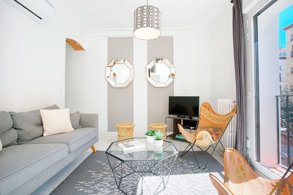 Genteel Home Chueca II