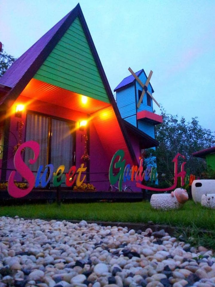 Hotel Sweet Garden Home Resort Satun - Image 1