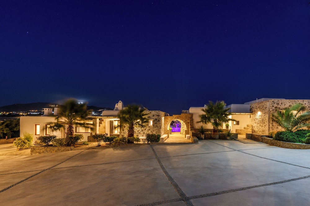 Aurora Mykonos Villas 4
