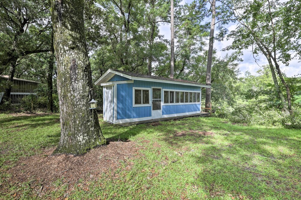 Waterfront Sopchoppy Hideaway w/ 2 Kayaks! view 2