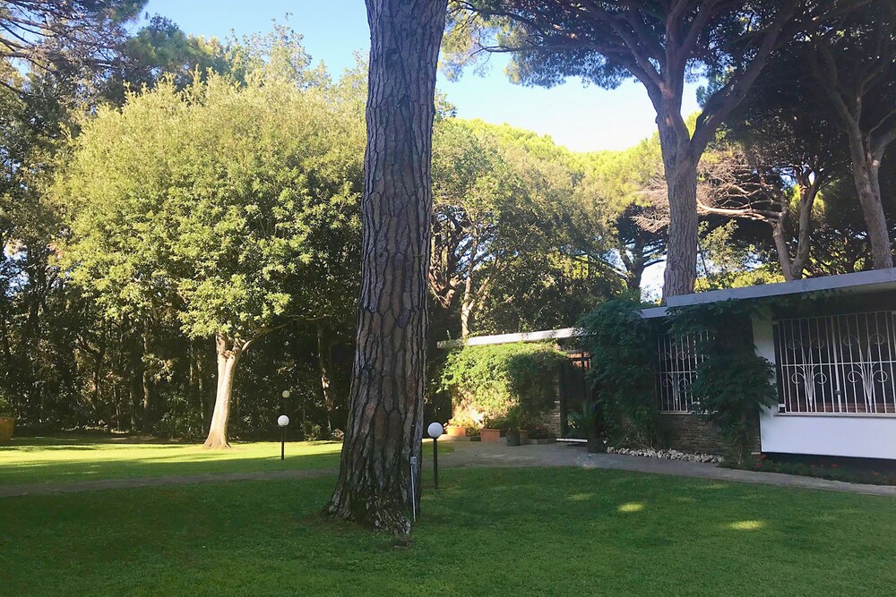Villa La Sugheretta a Punta Ala con Piscina